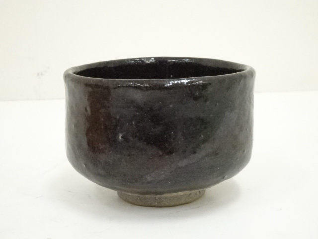 茶道具　祖母懐　黒織部　茶碗　銘「真砂」　仕覆付　龍寶極め箱　V　R5703 道具 ] - 道具 東政右衛門造 黒茶碗（銘：加茂）（共箱） | ネット